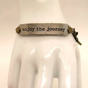 Sweet Romance Adjustable Metal Bracelet Charms Enjoy The Journey Inscription‎